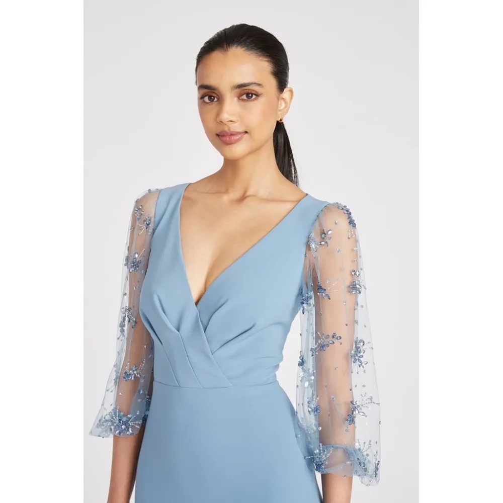 *SAMPLE* Theia Kiera Beaded Puff Sleeve Gown - size 2 - Picture 3 of 11